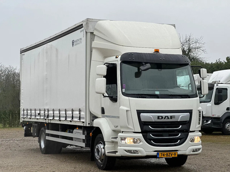 DAF LF 260 LF260.16 EURO6. 2022. - Kamion s ceradom: slika DAF LF 260 LF260.16 EURO6. 2022. - Kamion s ceradom DAF LF 260 LF260.16 EURO6. 2022. - Kamion s ceradom: slika DAF LF 260 LF260.16 EURO6. 2022. - Kamion s ceradom