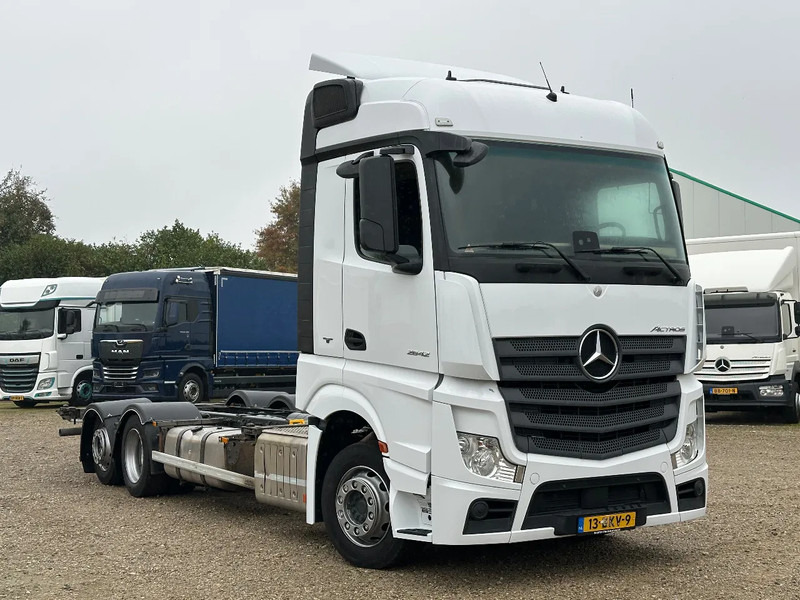 Mercedes-Benz Actros ACTROS 2642 LL EURO6. 2018. BDF. Chassic cabine. - Kamion-šasija: slika Mercedes-Benz Actros ACTROS 2642 LL EURO6. 2018. BDF. Chassic cabine. - Kamion-šasija Mercedes-Benz Actros ACTROS 2642 LL EURO6. 2018. BDF. Chassic cabine. - Kamion-šasija: slika Mercedes-Benz Actros ACTROS 2642 LL EURO6. 2018. BDF. Chassic cabine. - Kamion-šasija