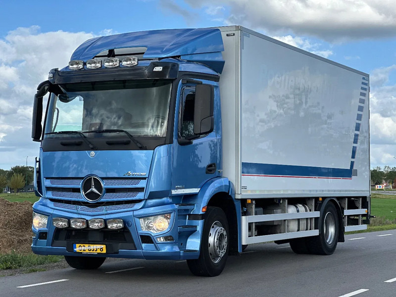 Mercedes-Benz Antos ANTOS 1924L EURO6. 2017. Geisoleerde opbouw 610x244x238 - Kamion hladnjača: slika Mercedes-Benz Antos ANTOS 1924L EURO6. 2017. Geisoleerde opbouw 610x244x238 - Kamion hladnjača Mercedes-Benz Antos ANTOS 1924L EURO6. 2017. Geisoleerde opbouw 610x244x238 - Kamion hladnjača: slika Mercedes-Benz Antos ANTOS 1924L EURO6. 2017. Geisoleerde opbouw 610x244x238 - Kamion hladnjača