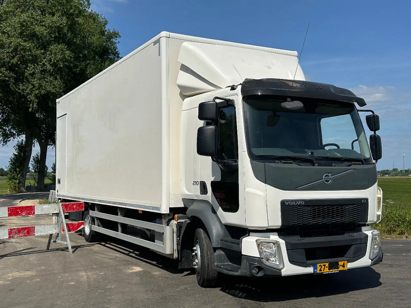 Volvo FL 210.12 EURO6 - Kamion sandučar: slika Volvo FL 210.12 EURO6 - Kamion sandučar Volvo FL 210.12 EURO6 - Kamion sandučar: slika Volvo FL 210.12 EURO6 - Kamion sandučar