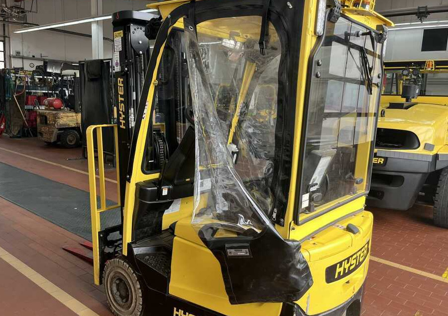 Hyster A.1.3XNT - Električni viličar: slika  Hyster A.1.3XNT - Električni viličar Hyster A.1.3XNT - Električni viličar: slika  Hyster A.1.3XNT - Električni viličar