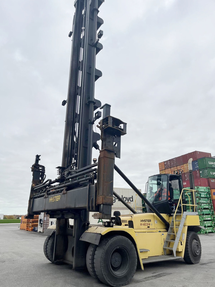 Hyster H11XM-ECD9 - Stroj za rukovanje kontejnerima: slika Hyster H11XM-ECD9 - Stroj za rukovanje kontejnerima Hyster H11XM-ECD9 - Stroj za rukovanje kontejnerima: slika Hyster H11XM-ECD9 - Stroj za rukovanje kontejnerima