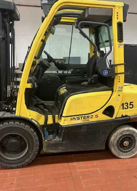 Hyster H2.5FT - Diesel viličar: slika Hyster H2.5FT - Diesel viličar Hyster H2.5FT - Diesel viličar: slika Hyster H2.5FT - Diesel viličar