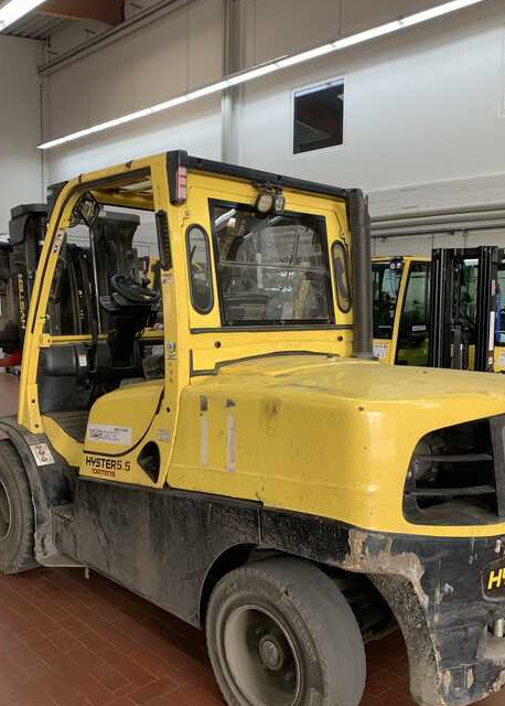 Hyster H5.5FT - Diesel viličar: slika Hyster H5.5FT - Diesel viličar Hyster H5.5FT - Diesel viličar: slika Hyster H5.5FT - Diesel viličar