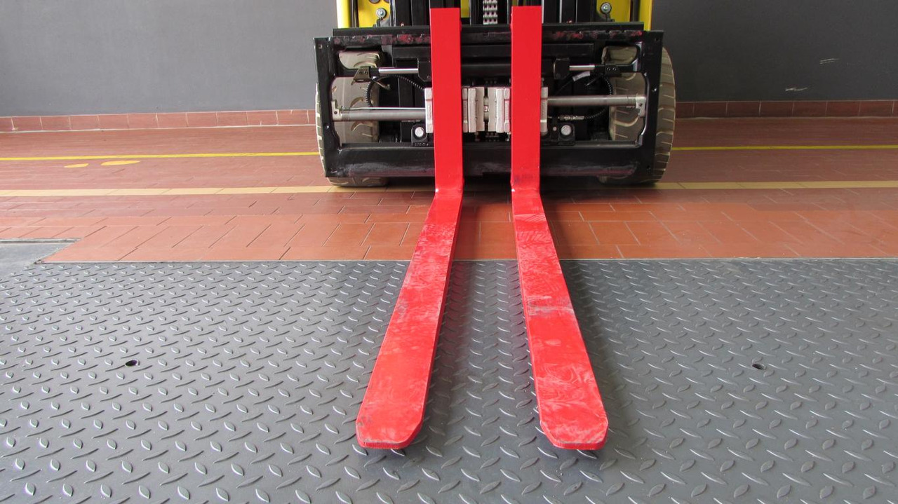 Hyster J1.8 XNT (MWB) - Električni viličar: slika Hyster J1.8 XNT (MWB) - Električni viličar Hyster J1.8 XNT (MWB) - Električni viličar: slika Hyster J1.8 XNT (MWB) - Električni viličar