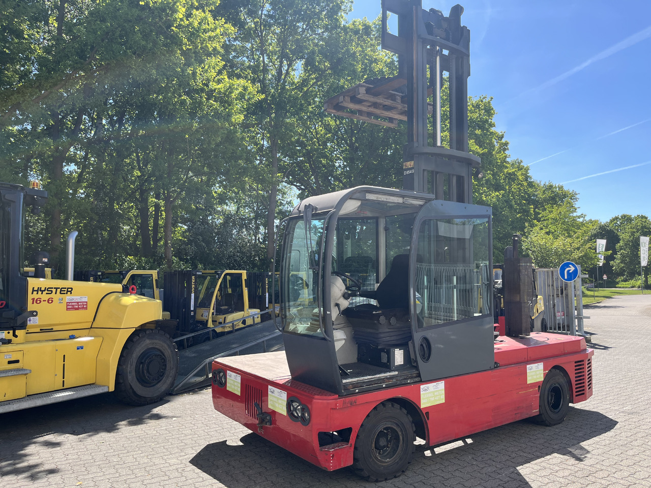 Jumbo Typ J/DQN 50/14/50 - Bočni utovarivač: slika Jumbo Typ J/DQN 50/14/50 - Bočni utovarivač Jumbo Typ J/DQN 50/14/50 - Bočni utovarivač: slika Jumbo Typ J/DQN 50/14/50 - Bočni utovarivač