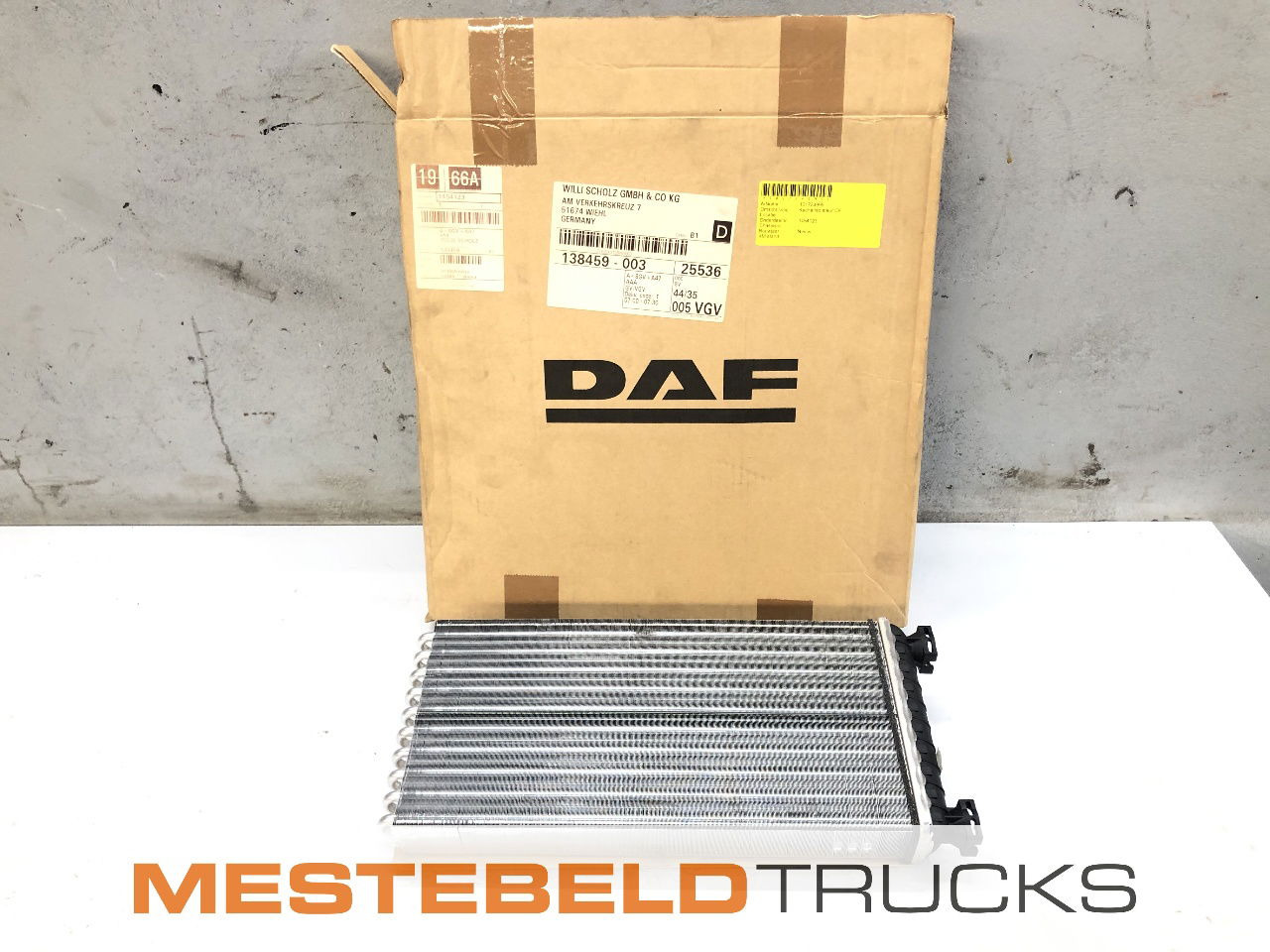 DAF Kachelradiateur - Sustav hlađenja za Kamion: slika DAF Kachelradiateur - Sustav hlađenja za Kamion DAF Kachelradiateur - Sustav hlađenja za Kamion: slika DAF Kachelradiateur - Sustav hlađenja za Kamion
