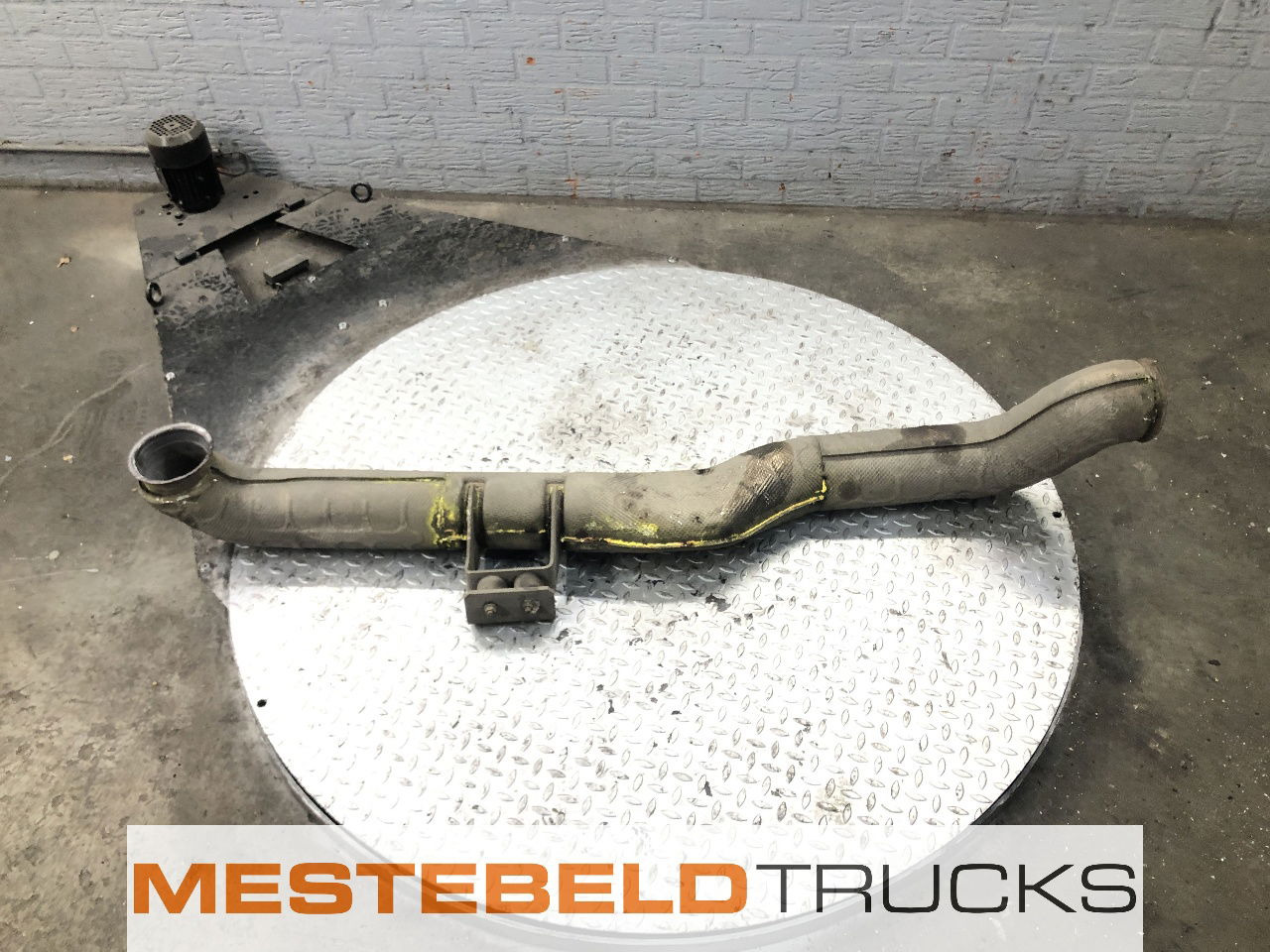 DAF Uitlaat tussenpijp - Ispušni sustav za Kamion: slika DAF Uitlaat tussenpijp - Ispušni sustav za Kamion DAF Uitlaat tussenpijp - Ispušni sustav za Kamion: slika DAF Uitlaat tussenpijp - Ispušni sustav za Kamion