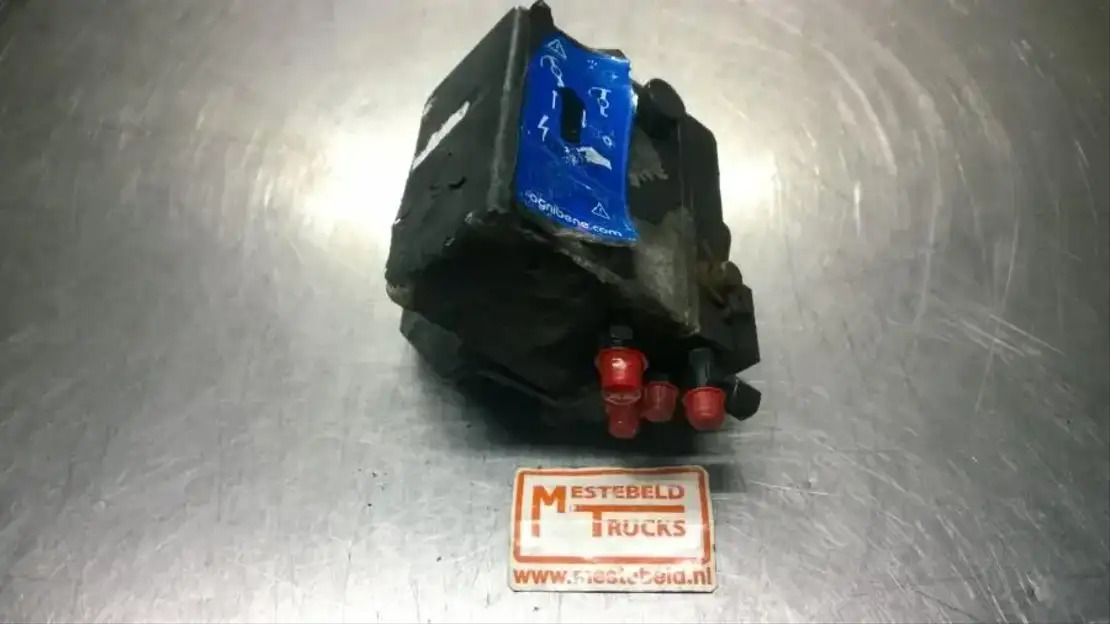 Iveco Cabinekantelpomp - Kabina i unutrašnjost za Kamion: slika Iveco Cabinekantelpomp - Kabina i unutrašnjost za Kamion Iveco Cabinekantelpomp - Kabina i unutrašnjost za Kamion: slika Iveco Cabinekantelpomp - Kabina i unutrašnjost za Kamion