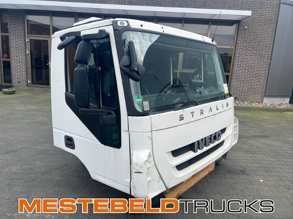 Iveco Korte cabine - Kabina za Kamion: slika Iveco Korte cabine - Kabina za Kamion Iveco Korte cabine - Kabina za Kamion: slika Iveco Korte cabine - Kabina za Kamion