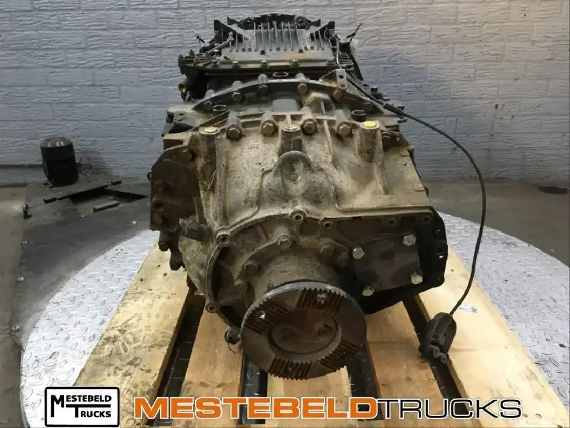 MAN Versnellingsbak 12 AS 2130 TD - Mjenjač i dijelovi za Kamion: slika MAN Versnellingsbak 12 AS 2130 TD - Mjenjač i dijelovi za Kamion MAN Versnellingsbak 12 AS 2130 TD - Mjenjač i dijelovi za Kamion: slika MAN Versnellingsbak 12 AS 2130 TD - Mjenjač i dijelovi za Kamion