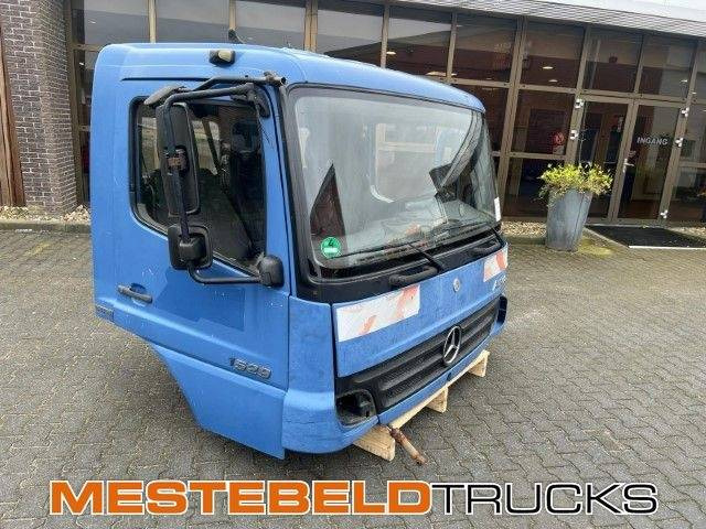 Mercedes-Benz Cabine Atego 1529 - Kabina za Kamion: slika Mercedes-Benz Cabine Atego 1529 - Kabina za Kamion Mercedes-Benz Cabine Atego 1529 - Kabina za Kamion: slika Mercedes-Benz Cabine Atego 1529 - Kabina za Kamion
