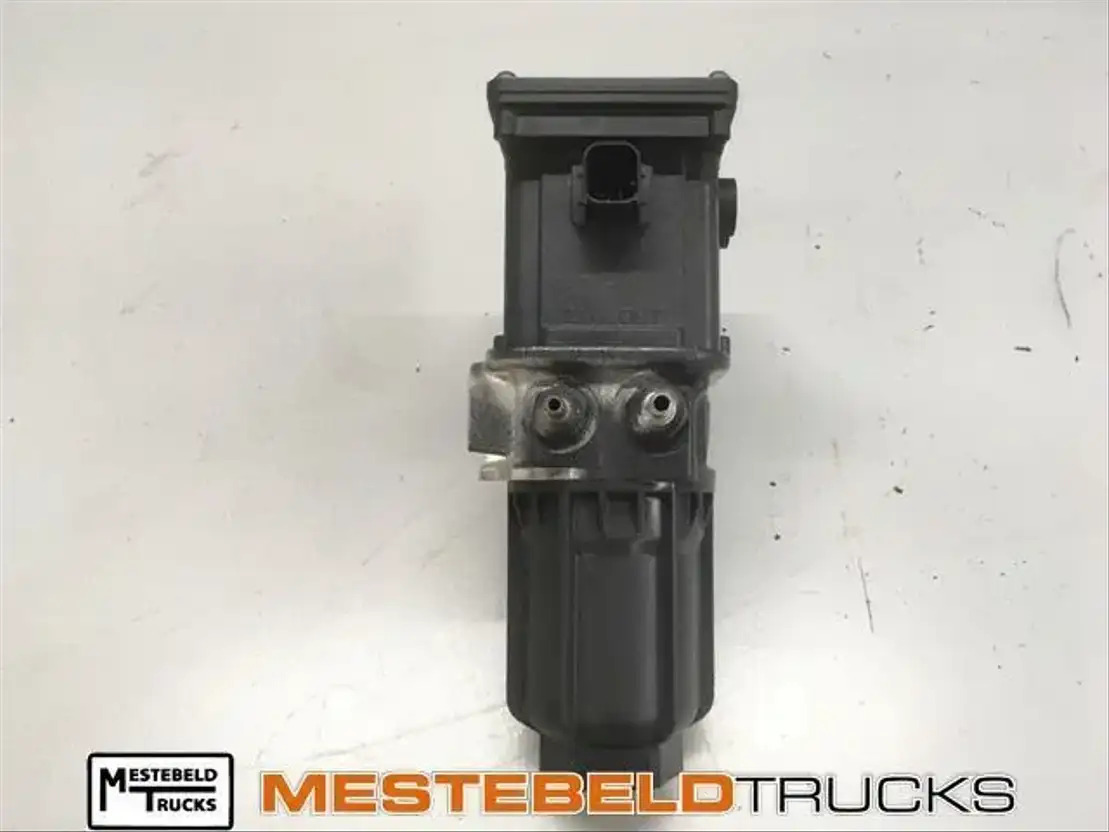 Mercedes-Benz Doseermodule Ad-Blue - Ispušni sustav za Kamion: slika Mercedes-Benz Doseermodule Ad-Blue - Ispušni sustav za Kamion Mercedes-Benz Doseermodule Ad-Blue - Ispušni sustav za Kamion: slika Mercedes-Benz Doseermodule Ad-Blue - Ispušni sustav za Kamion