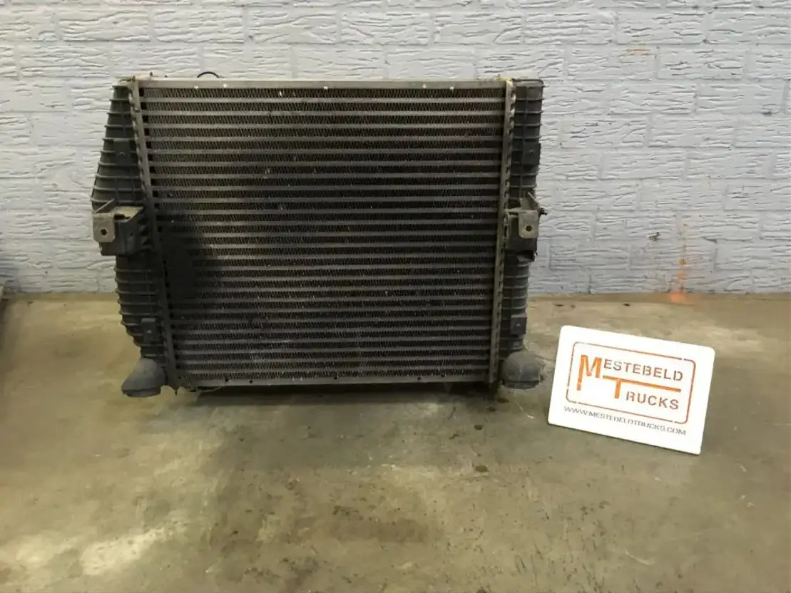 Mercedes-Benz Radiator + intercooler - Sustav hlađenja za Kamion: slika Mercedes-Benz Radiator + intercooler - Sustav hlađenja za Kamion Mercedes-Benz Radiator + intercooler - Sustav hlađenja za Kamion: slika Mercedes-Benz Radiator + intercooler - Sustav hlađenja za Kamion