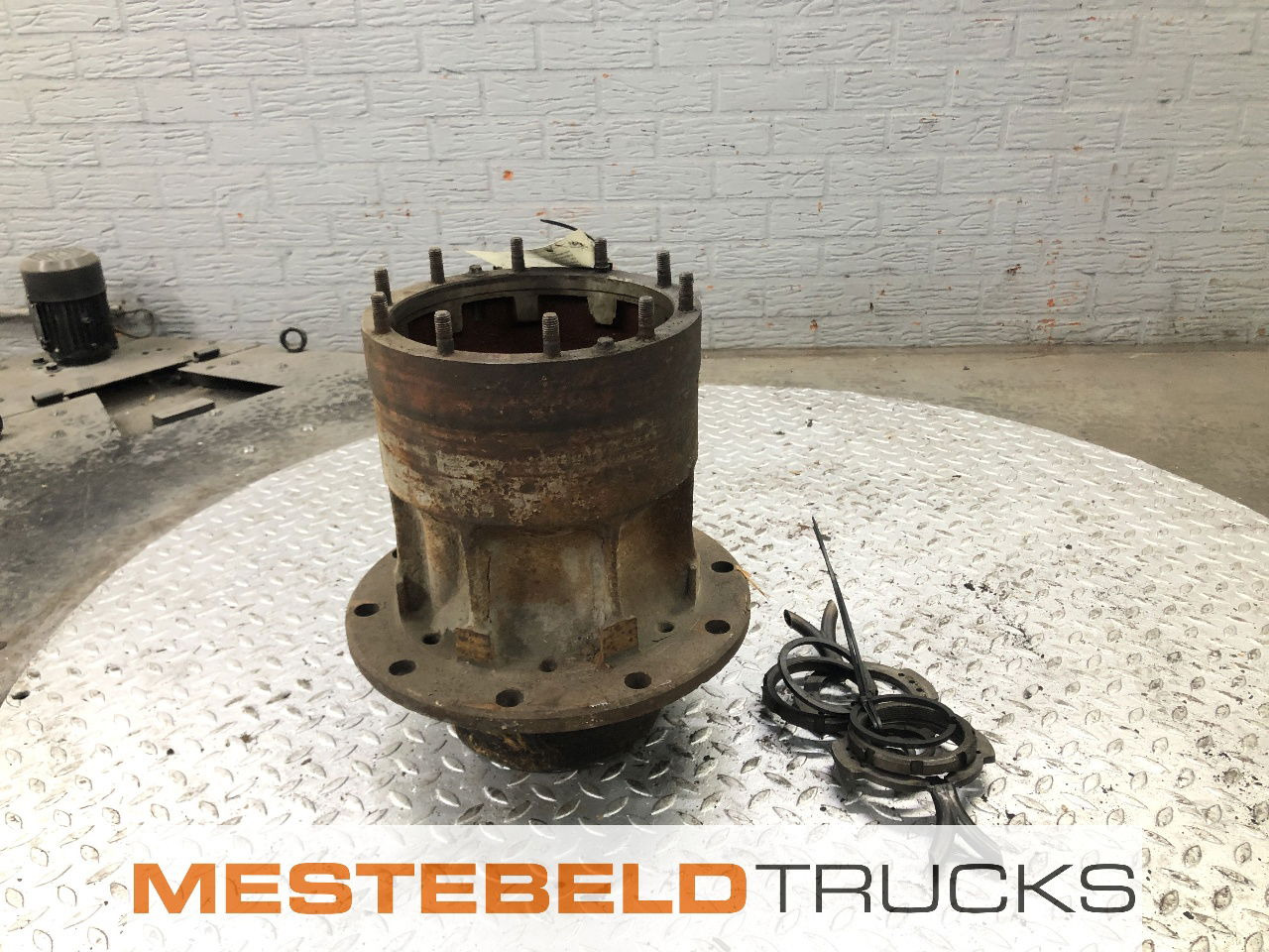 Scania Achterwielnaaf RBP 730 naafreductie - Stražnja osovina za Kamion: slika Scania Achterwielnaaf RBP 730 naafreductie - Stražnja osovina za Kamion Scania Achterwielnaaf RBP 730 naafreductie - Stražnja osovina za Kamion: slika Scania Achterwielnaaf RBP 730 naafreductie - Stražnja osovina za Kamion