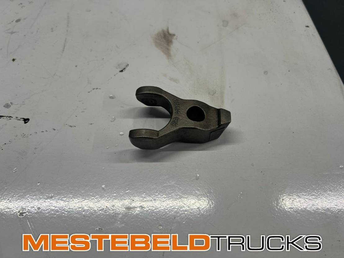 Scania Houder / vork pompverstuiver PDE - Sustav goriva za Kamion: slika Scania Houder / vork pompverstuiver PDE - Sustav goriva za Kamion Scania Houder / vork pompverstuiver PDE - Sustav goriva za Kamion: slika Scania Houder / vork pompverstuiver PDE - Sustav goriva za Kamion