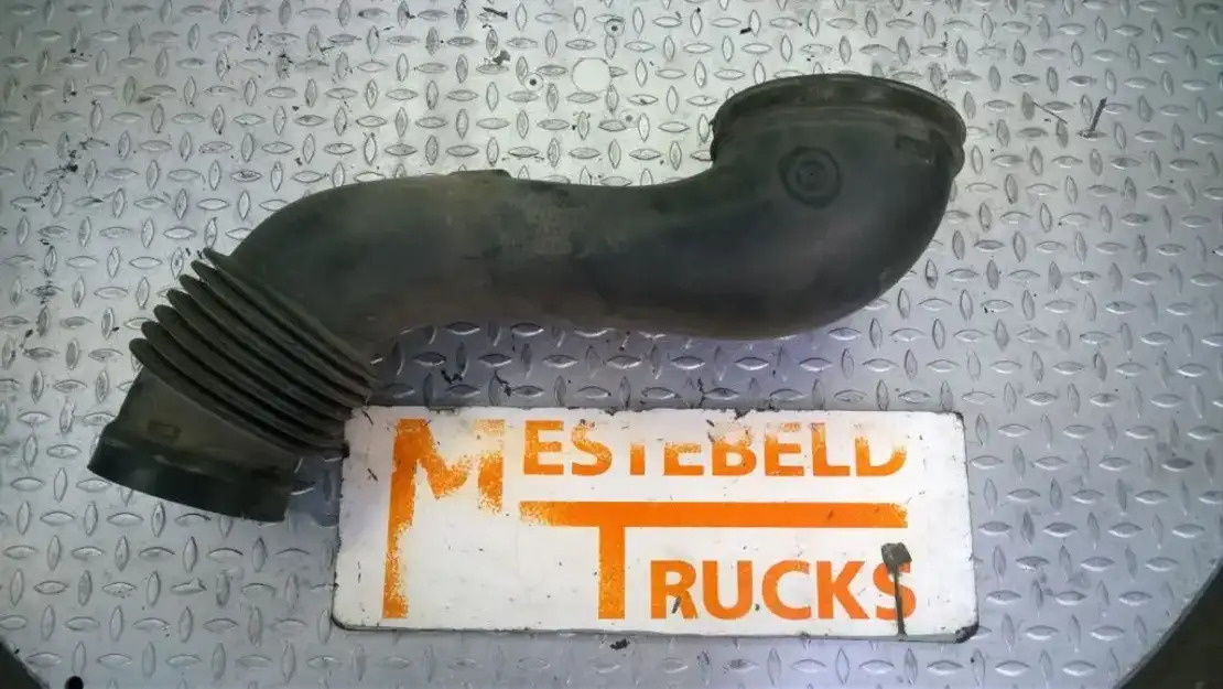 Scania R500 V8 Luchtinlaatbuis R500 - Cijev usisa za Kamion: slika Scania R500 V8 Luchtinlaatbuis R500 - Cijev usisa za Kamion Scania R500 V8 Luchtinlaatbuis R500 - Cijev usisa za Kamion: slika Scania R500 V8 Luchtinlaatbuis R500 - Cijev usisa za Kamion