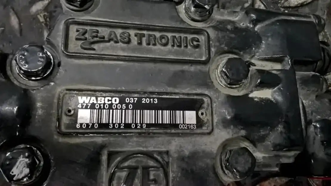 Scania S chakeldeksel 6AS800TO - Mjenjač i dijelovi za Kamion: slika Scania S chakeldeksel 6AS800TO - Mjenjač i dijelovi za Kamion Scania S chakeldeksel 6AS800TO - Mjenjač i dijelovi za Kamion: slika Scania S chakeldeksel 6AS800TO - Mjenjač i dijelovi za Kamion