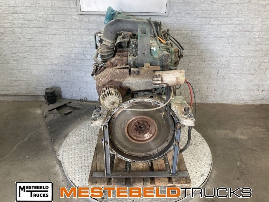 Volvo Motor D7C 310 - Motor za Kamion: slika Volvo Motor D7C 310 - Motor za Kamion Volvo Motor D7C 310 - Motor za Kamion: slika Volvo Motor D7C 310 - Motor za Kamion
