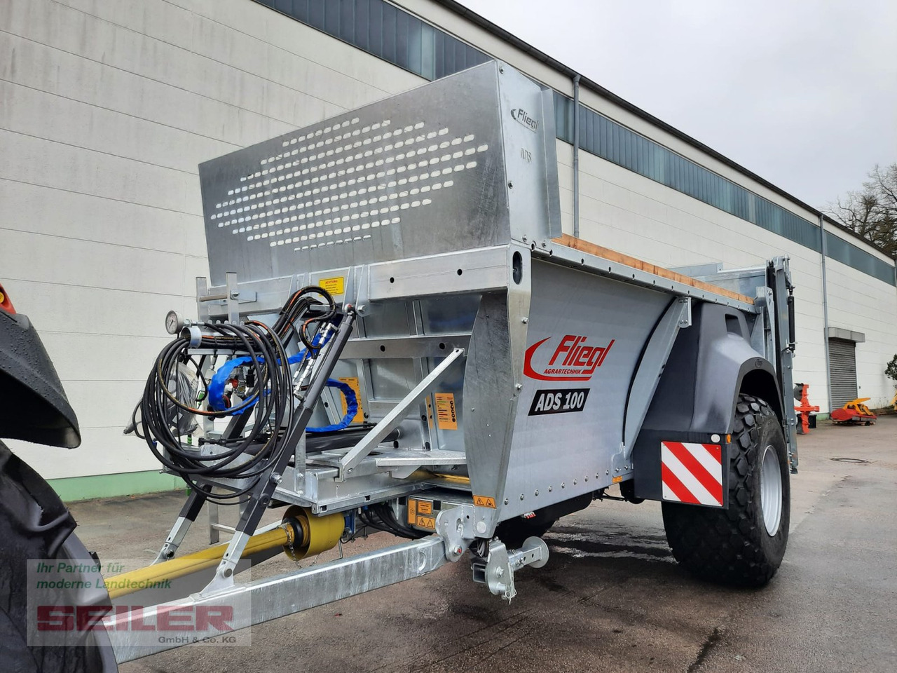 Fliegl ADS 100 Einachs 9m³ - Rasipač stajskog gnoja: slika Fliegl ADS 100 Einachs 9m³ - Rasipač stajskog gnoja Fliegl ADS 100 Einachs 9m³ - Rasipač stajskog gnoja: slika Fliegl ADS 100 Einachs 9m³ - Rasipač stajskog gnoja
