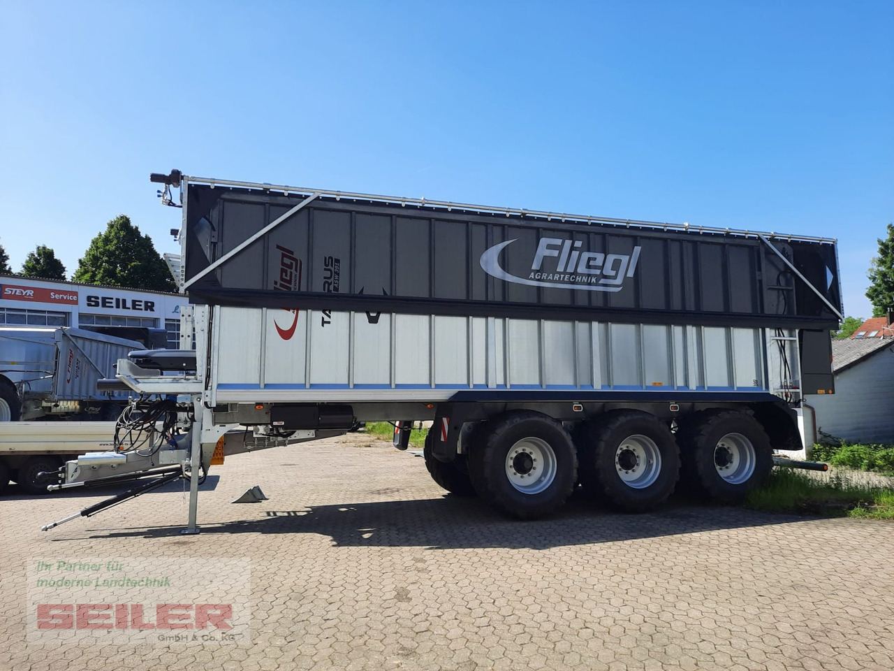 Fliegl ASW 391 TAURUS FOX 50m³ ZWL + Top Lift Light - Samoutovarni vagon: slika Fliegl ASW 391 TAURUS FOX 50m³ ZWL + Top Lift Light - Samoutovarni vagon Fliegl ASW 391 TAURUS FOX 50m³ ZWL + Top Lift Light - Samoutovarni vagon: slika Fliegl ASW 391 TAURUS FOX 50m³ ZWL + Top Lift Light - Samoutovarni vagon