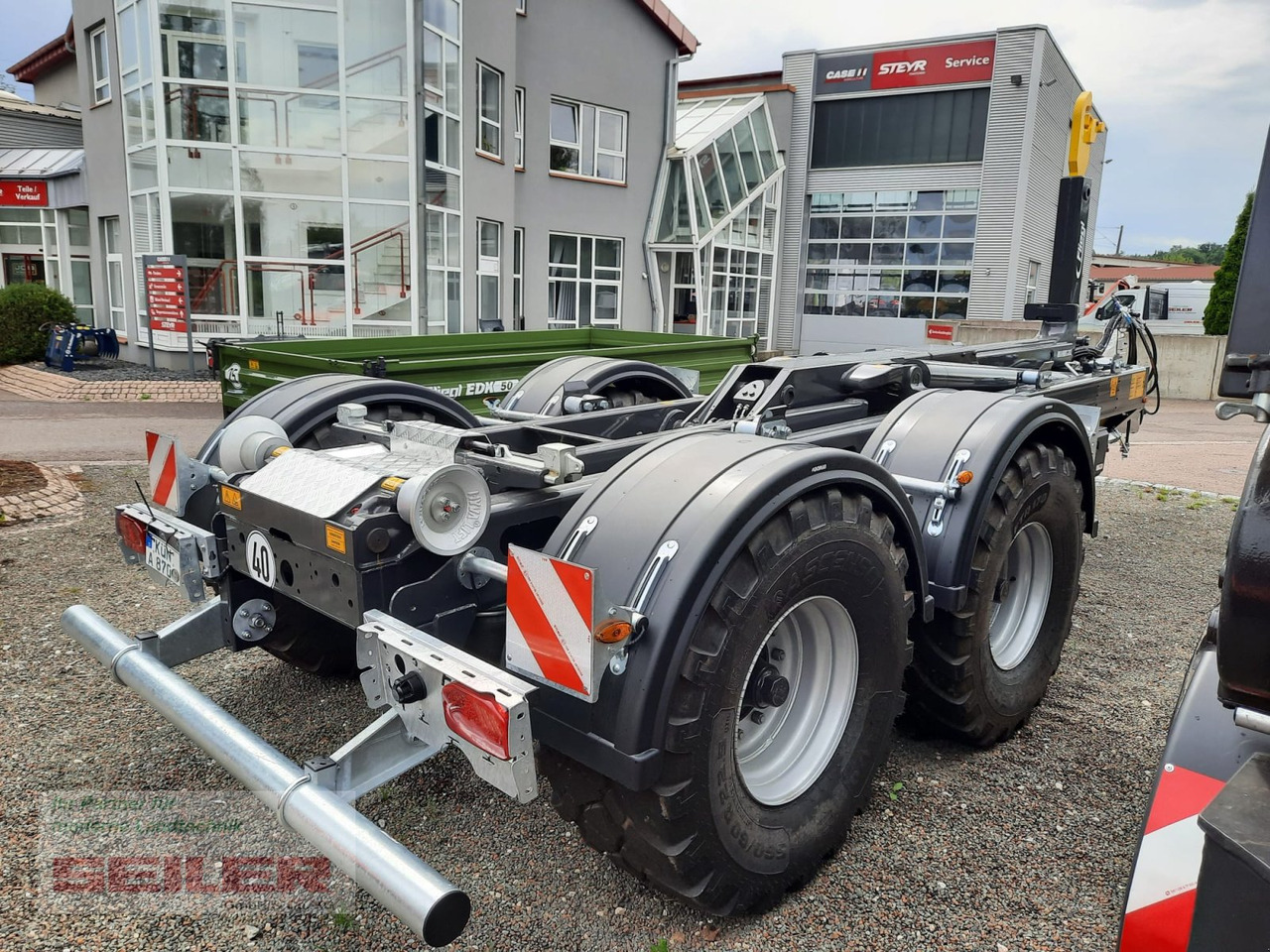 Fliegl HKL 22 Jumbo Abrollkipper - Abroll/ Samopodizač prikolica: slika Fliegl HKL 22 Jumbo Abrollkipper - Abroll/ Samopodizač prikolica Fliegl HKL 22 Jumbo Abrollkipper - Abroll/ Samopodizač prikolica: slika Fliegl HKL 22 Jumbo Abrollkipper - Abroll/ Samopodizač prikolica