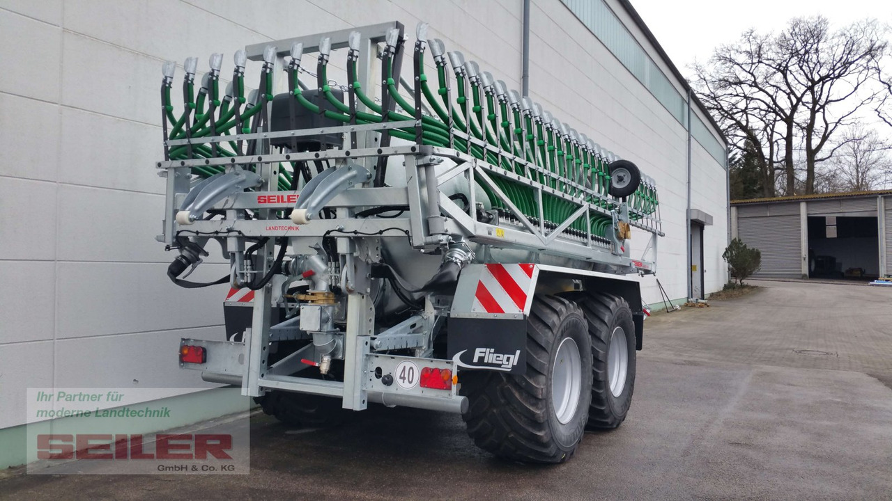 Fliegl PFW 12000 Maxx Line 12m³ + Skate 150 15m - Cisterna za gnojnicu: slika Fliegl PFW 12000 Maxx Line 12m³ + Skate 150 15m - Cisterna za gnojnicu Fliegl PFW 12000 Maxx Line 12m³ + Skate 150 15m - Cisterna za gnojnicu: slika Fliegl PFW 12000 Maxx Line 12m³ + Skate 150 15m - Cisterna za gnojnicu