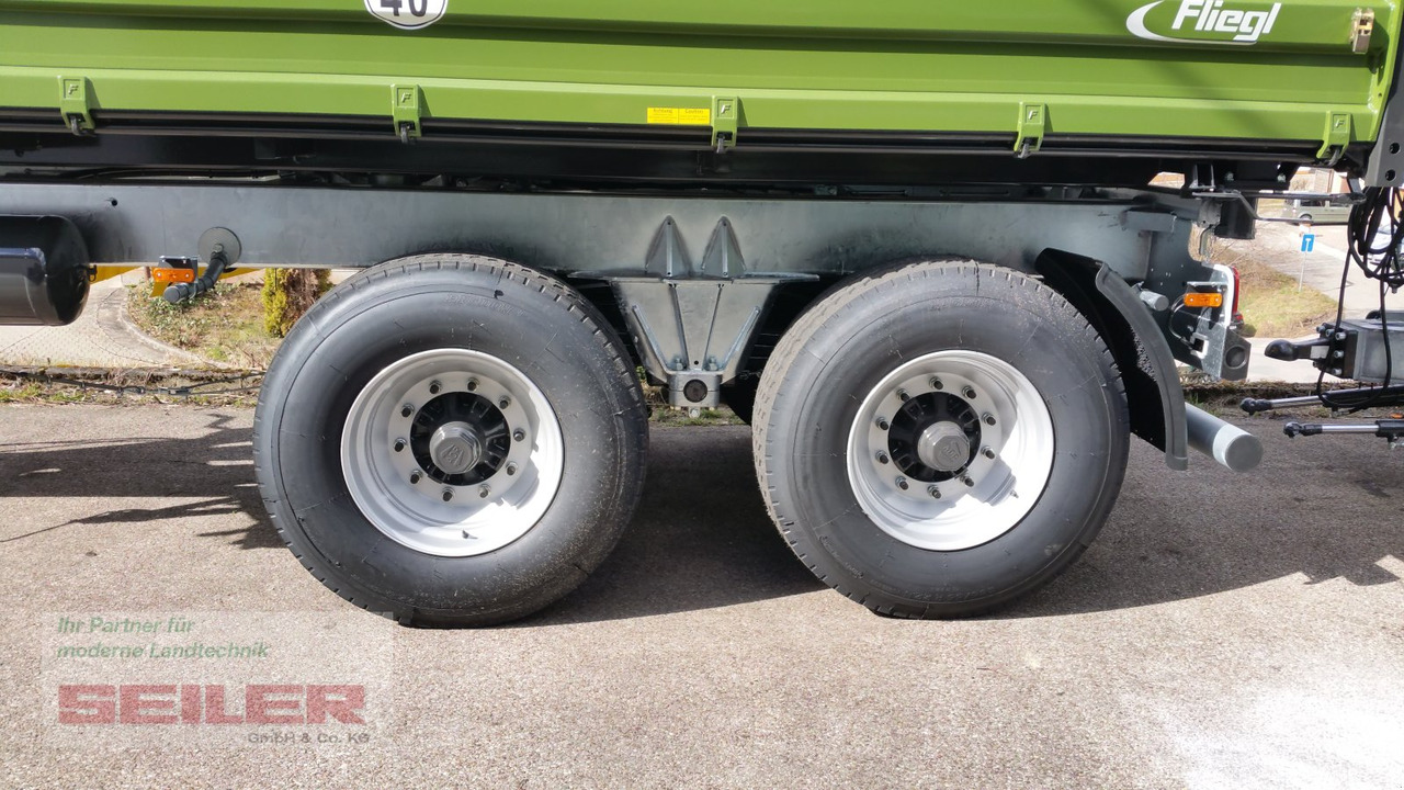 Fliegl TDK 200 FOX - Nagibna prikolica za poljoprivredna gospodarstva/ Istovarivač: slika Fliegl TDK 200 FOX - Nagibna prikolica za poljoprivredna gospodarstva/ Istovarivač Fliegl TDK 200 FOX - Nagibna prikolica za poljoprivredna gospodarstva/ Istovarivač: slika Fliegl TDK 200 FOX - Nagibna prikolica za poljoprivredna gospodarstva/ Istovarivač