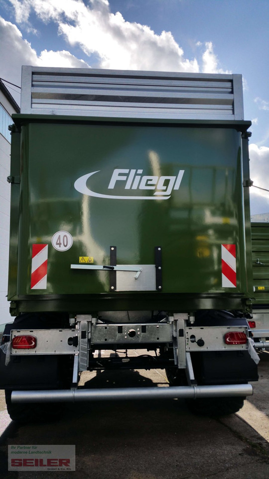 Fliegl TMK 269 FOX JUMBO 38m³ - Nagibna prikolica za poljoprivredna gospodarstva/ Istovarivač: slika Fliegl TMK 269 FOX JUMBO 38m³ - Nagibna prikolica za poljoprivredna gospodarstva/ Istovarivač Fliegl TMK 269 FOX JUMBO 38m³ - Nagibna prikolica za poljoprivredna gospodarstva/ Istovarivač: slika Fliegl TMK 269 FOX JUMBO 38m³ - Nagibna prikolica za poljoprivredna gospodarstva/ Istovarivač