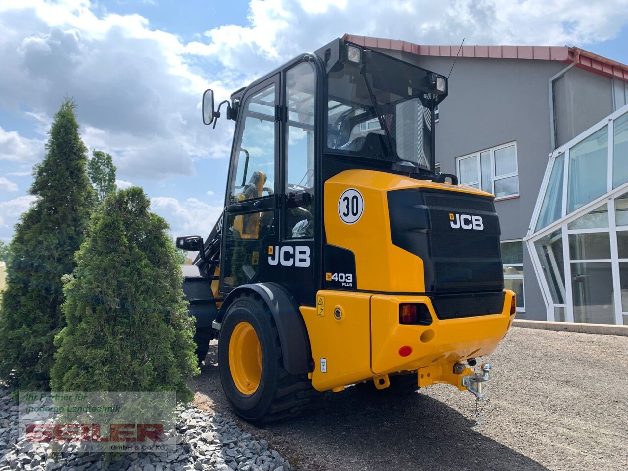 JCB 403 Agri Plus - Zglobni utovarivač: slika JCB 403 Agri Plus - Zglobni utovarivač JCB 403 Agri Plus - Zglobni utovarivač: slika JCB 403 Agri Plus - Zglobni utovarivač