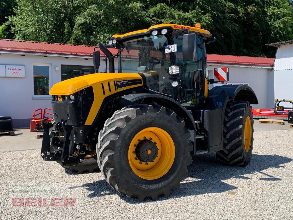 JCB Fastrac 4220 - Traktor: slika JCB Fastrac 4220 - Traktor JCB Fastrac 4220 - Traktor: slika JCB Fastrac 4220 - Traktor