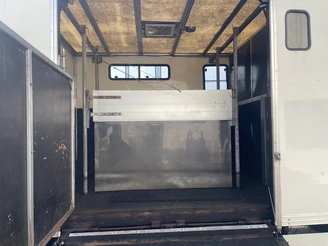 Kamion za prijevoz konja DAF LF 45.130 CLEAN HORSES NL-TRUCK: slika Kamion za prijevoz konja DAF LF 45.130 CLEAN HORSES NL-TRUCK