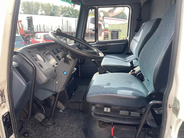 Kamion za prijevoz konja DAF LF 45.130 CLEAN HORSES NL-TRUCK: slika Kamion za prijevoz konja DAF LF 45.130 CLEAN HORSES NL-TRUCK