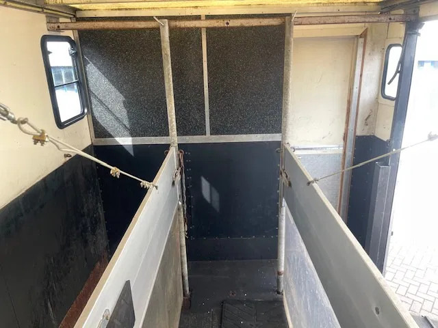 Kamion za prijevoz konja DAF LF 45.130 CLEAN HORSES NL-TRUCK: slika Kamion za prijevoz konja DAF LF 45.130 CLEAN HORSES NL-TRUCK