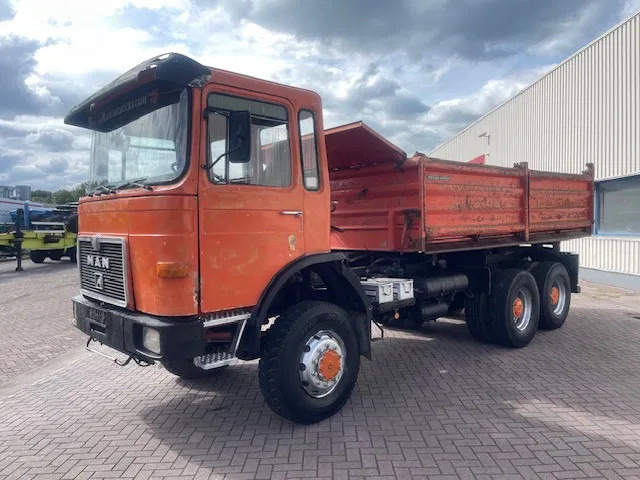 MAN 26.293 6x6 Full steel Kipper - Kiper: slika MAN 26.293 6x6 Full steel Kipper - Kiper MAN 26.293 6x6 Full steel Kipper - Kiper: slika MAN 26.293 6x6 Full steel Kipper - Kiper