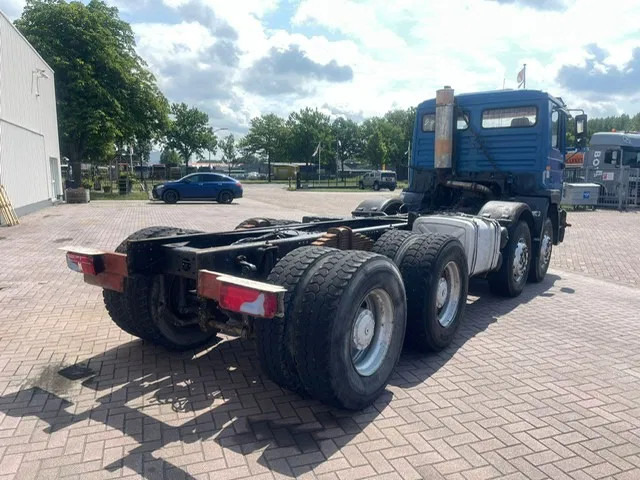 MAN 32.403 8x4 chassis Manual Full Steel - Kamion-šasija: slika MAN 32.403 8x4 chassis Manual Full Steel - Kamion-šasija MAN 32.403 8x4 chassis Manual Full Steel - Kamion-šasija: slika MAN 32.403 8x4 chassis Manual Full Steel - Kamion-šasija