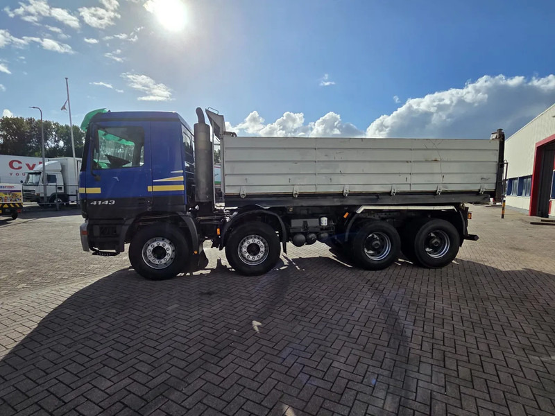 Mercedes-Benz Actros 4143 8X4 TIPPER (THREE PEDALS) - Kiper: slika Mercedes-Benz Actros 4143 8X4 TIPPER (THREE PEDALS) - Kiper Mercedes-Benz Actros 4143 8X4 TIPPER (THREE PEDALS) - Kiper: slika Mercedes-Benz Actros 4143 8X4 TIPPER (THREE PEDALS) - Kiper
