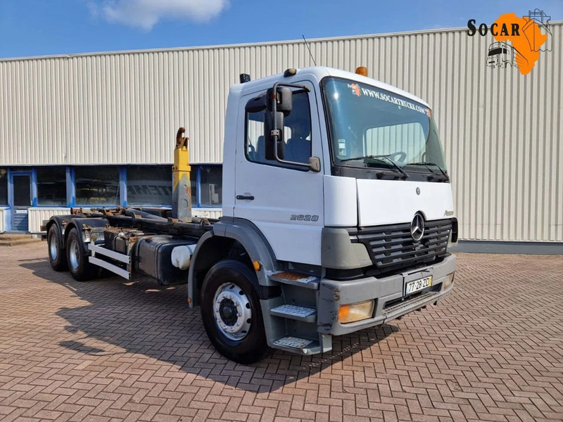 Mercedes-Benz Atego 2628 6x4 Euro 3 Manual Gear full steel suspension - Kamion s kukastom dizalicom: slika Mercedes-Benz Atego 2628 6x4 Euro 3 Manual Gear full steel suspension - Kamion s kukastom dizalicom Mercedes-Benz Atego 2628 6x4 Euro 3 Manual Gear full steel suspension - Kamion s kukastom dizalicom: slika Mercedes-Benz Atego 2628 6x4 Euro 3 Manual Gear full steel suspension - Kamion s kukastom dizalicom