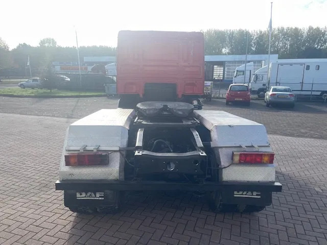 Tegljač DAF 95.360 ATI 6X4 FULL SPRING: slika Tegljač DAF 95.360 ATI 6X4 FULL SPRING