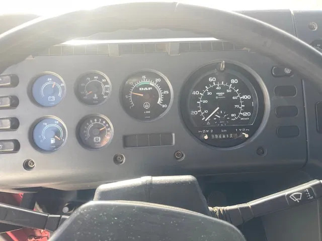 Tegljač DAF 95.360 ATI 6X4 FULL SPRING: slika Tegljač DAF 95.360 ATI 6X4 FULL SPRING