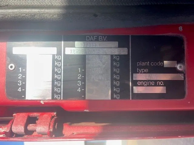 Tegljač DAF 95.360 ATI 6X4 FULL SPRING: slika Tegljač DAF 95.360 ATI 6X4 FULL SPRING