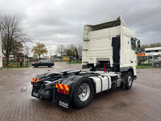 DAF XF 105.410 Euro 5 Automatic Retarder - Tegljač: slika DAF XF 105.410 Euro 5 Automatic Retarder - Tegljač DAF XF 105.410 Euro 5 Automatic Retarder - Tegljač: slika DAF XF 105.410 Euro 5 Automatic Retarder - Tegljač