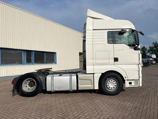 MAN TGX 18.480 Euro 6 Retarder 2 tanks - Tegljač: slika MAN TGX 18.480 Euro 6 Retarder 2 tanks - Tegljač MAN TGX 18.480 Euro 6 Retarder 2 tanks - Tegljač: slika MAN TGX 18.480 Euro 6 Retarder 2 tanks - Tegljač