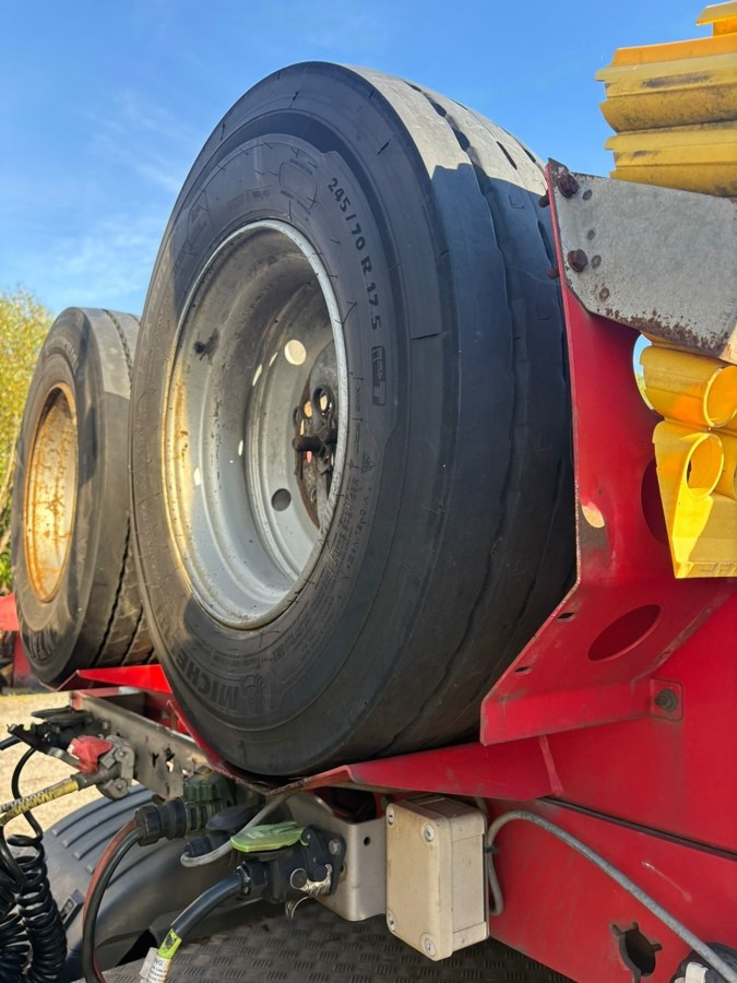 Poluprikolica s niskim utovarivačem FAYMONVILLE Megamax Z-2H-V-KBV-AA Yachttransport: slika Poluprikolica s niskim utovarivačem FAYMONVILLE Megamax Z-2H-V-KBV-AA Yachttransport Poluprikolica s niskim utovarivačem FAYMONVILLE Megamax Z-2H-V-KBV-AA Yachttransport: slika Poluprikolica s niskim utovarivačem FAYMONVILLE Megamax Z-2H-V-KBV-AA Yachttransport