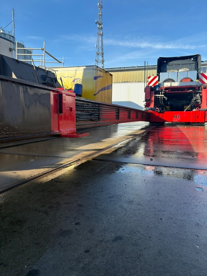 Poluprikolica s niskim utovarivačem FAYMONVILLE Megamax Z-2H-V-KBV-AA Yachttransport: slika Poluprikolica s niskim utovarivačem FAYMONVILLE Megamax Z-2H-V-KBV-AA Yachttransport Poluprikolica s niskim utovarivačem FAYMONVILLE Megamax Z-2H-V-KBV-AA Yachttransport: slika Poluprikolica s niskim utovarivačem FAYMONVILLE Megamax Z-2H-V-KBV-AA Yachttransport