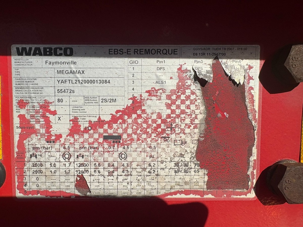 Poluprikolica s niskim utovarivačem FAYMONVILLE Megamax Z-2H-V-KBV-AA Yachttransport: slika Poluprikolica s niskim utovarivačem FAYMONVILLE Megamax Z-2H-V-KBV-AA Yachttransport Poluprikolica s niskim utovarivačem FAYMONVILLE Megamax Z-2H-V-KBV-AA Yachttransport: slika Poluprikolica s niskim utovarivačem FAYMONVILLE Megamax Z-2H-V-KBV-AA Yachttransport