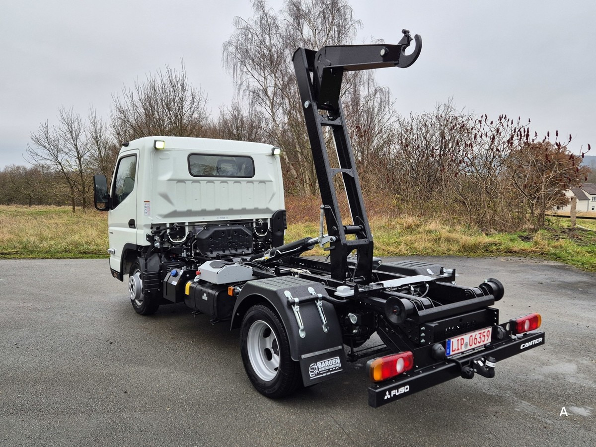 FUSO 3C15 Duonic Aut.City Abrollkipper AHK 3.5T - Kamion s kukastom dizalicom: slika FUSO 3C15 Duonic Aut.City Abrollkipper AHK 3.5T - Kamion s kukastom dizalicom FUSO 3C15 Duonic Aut.City Abrollkipper AHK 3.5T - Kamion s kukastom dizalicom: slika FUSO 3C15 Duonic Aut.City Abrollkipper AHK 3.5T - Kamion s kukastom dizalicom