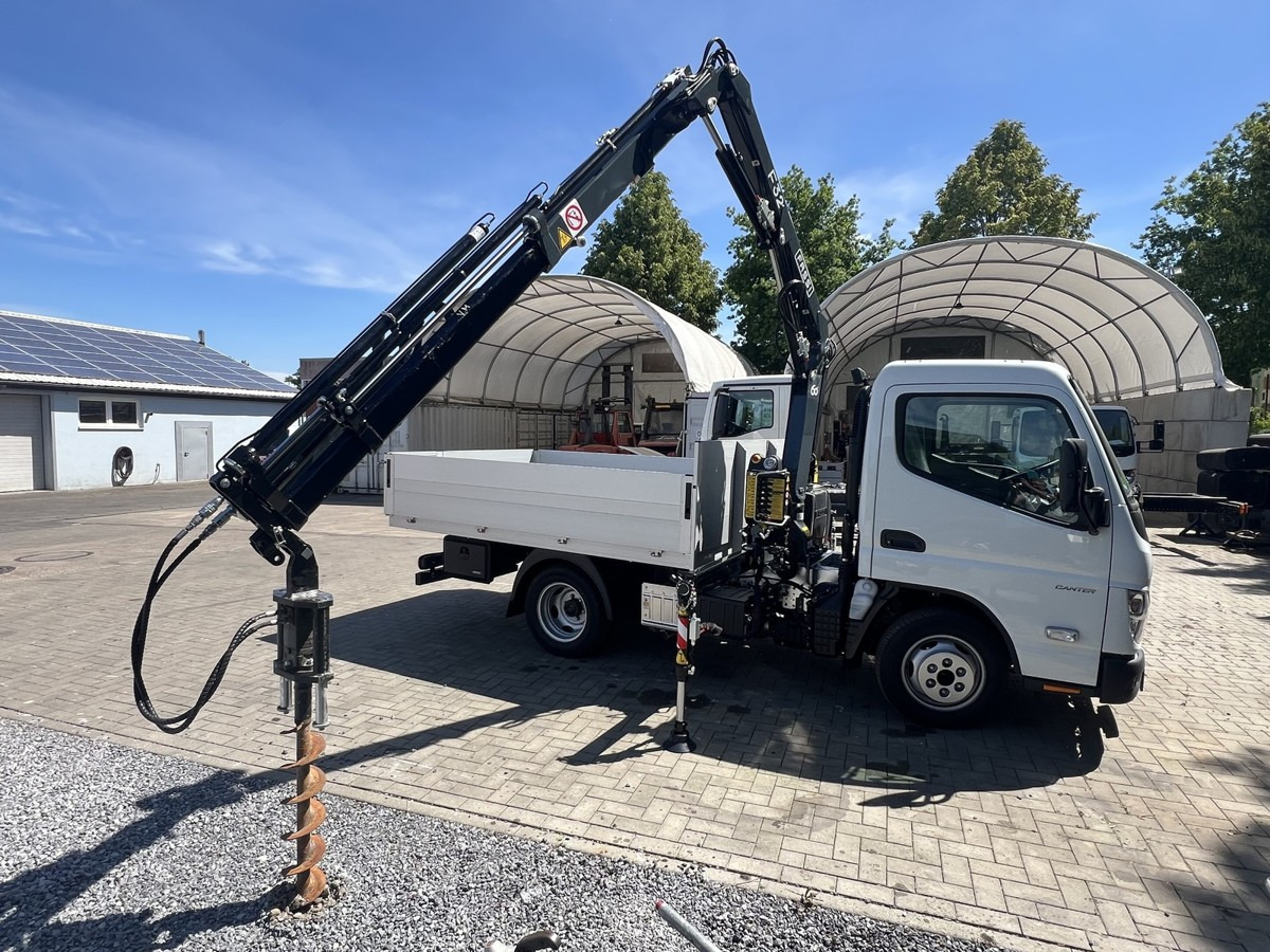 FUSO 3S15 Alu Pritsche 2.80m Ladekran Bohrgerät - Dostavno vozilo s ravnom platformom: slika FUSO 3S15 Alu Pritsche 2.80m Ladekran Bohrgerät - Dostavno vozilo s ravnom platformom FUSO 3S15 Alu Pritsche 2.80m Ladekran Bohrgerät - Dostavno vozilo s ravnom platformom: slika FUSO 3S15 Alu Pritsche 2.80m Ladekran Bohrgerät - Dostavno vozilo s ravnom platformom