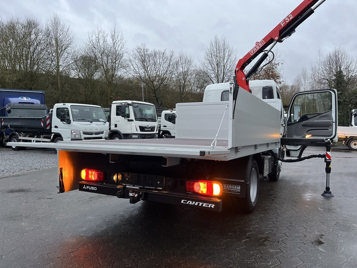 Novi Dostavno vozilo s ravnom platformom FUSO 3S15 Alu Pritsche 2.80m Ladekran Funk!: slika Novi Dostavno vozilo s ravnom platformom FUSO 3S15 Alu Pritsche 2.80m Ladekran Funk!