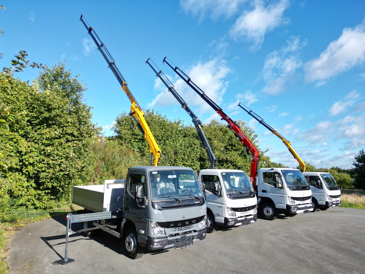 Novi Dostavno vozilo s ravnom platformom FUSO 3S15 Alu Pritsche 2.80m Ladekran Funk!: slika Novi Dostavno vozilo s ravnom platformom FUSO 3S15 Alu Pritsche 2.80m Ladekran Funk!